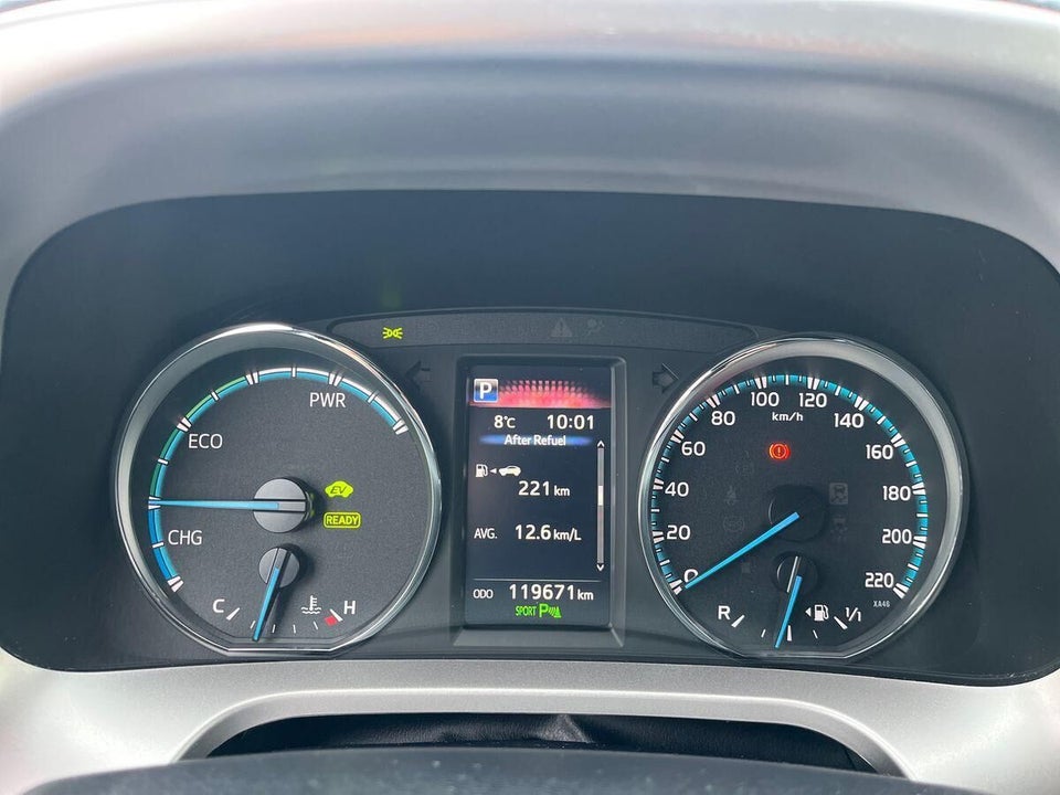 Toyota RAV4 2,5 Hybrid H3+ MDS 5d