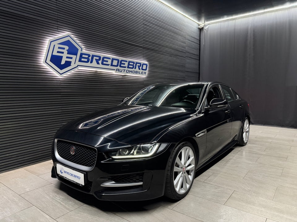 Jaguar XE 2,0 D180 R-Sport aut. 4d