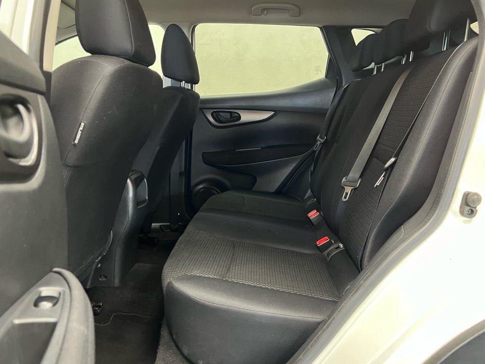 Nissan Qashqai 1,2 Dig-T 115 Visia 5d