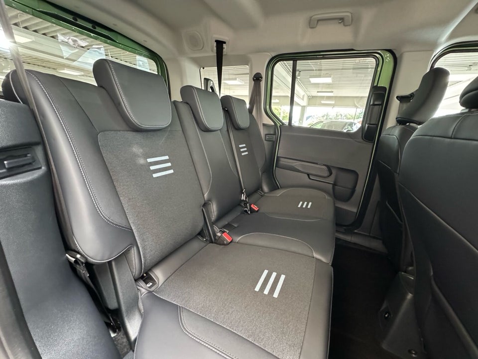 Ford E-Tourneo Courier 46 Active