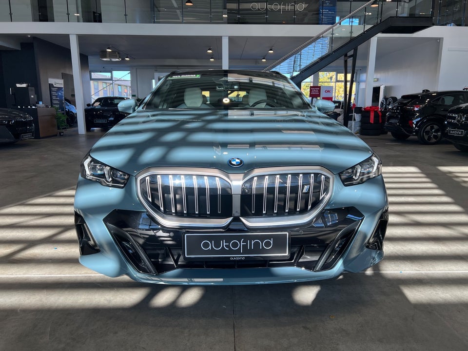 BMW i5 eDrive40 Touring Fully Charged M-Sport 5d