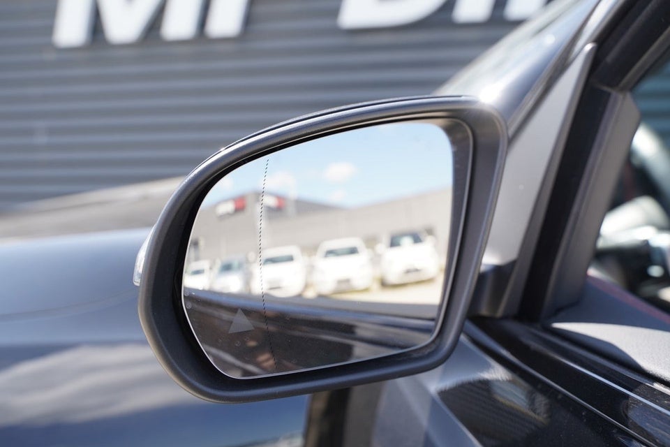 Mercedes EQB300 AMG Line 4Matic 5d