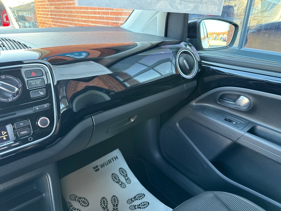 VW Up! 1,0 75 High Up! BMT 5d