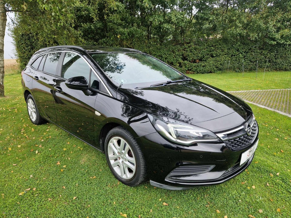 Opel Astra 1,6 CDTi 136 Enjoy Sports Tourer 5d