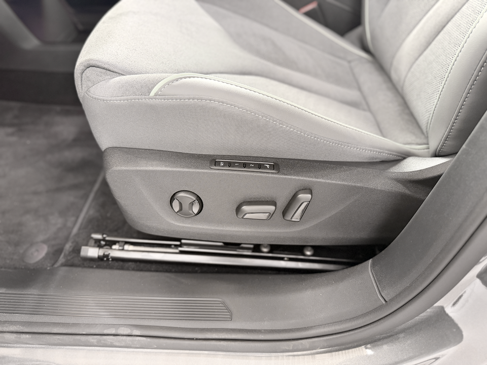 Skoda Enyaq 85 iV Lounge Premium 5d