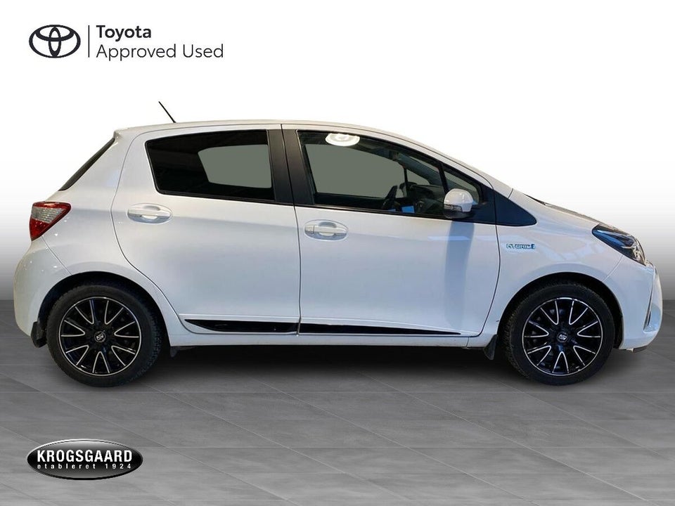 Toyota Yaris 1,5 Hybrid H3 Smart e-CVT 5d