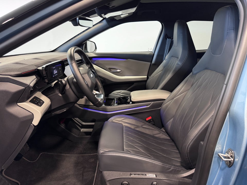 Ford Explorer 77 Premium Extended Range 5d