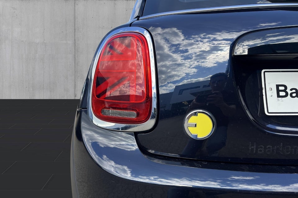 MINI Cooper SE Classic Trim 3d