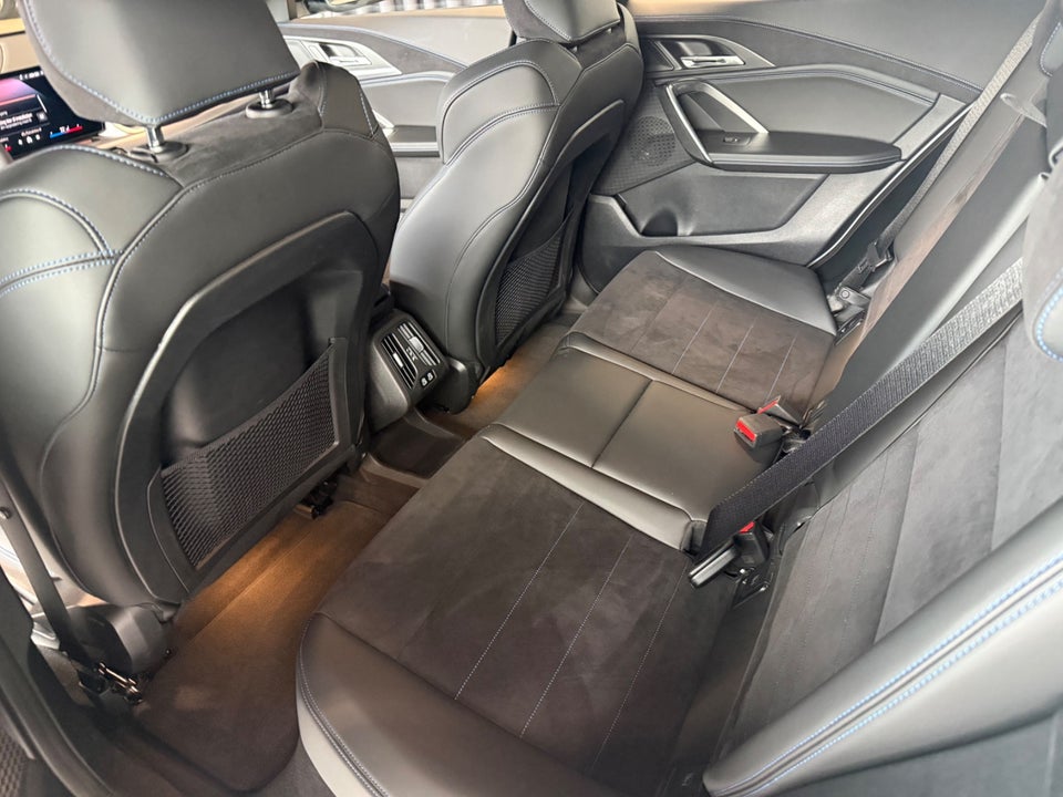 BMW iX2 eDrive20 M-Sport 5d
