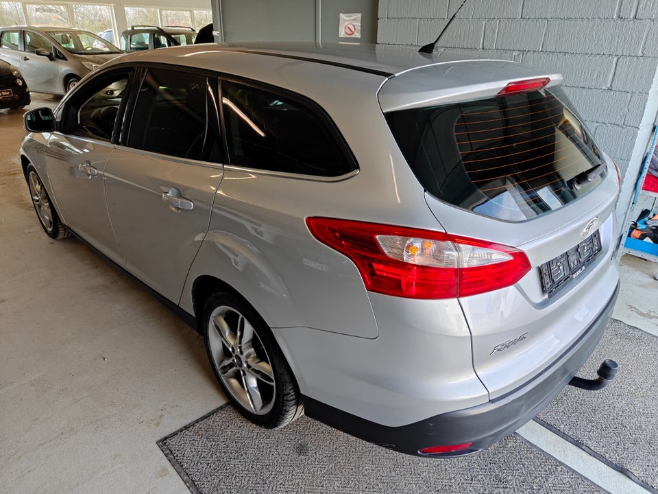 Ford Focus 1,0 SCTi 125 Titanium stc. 5d