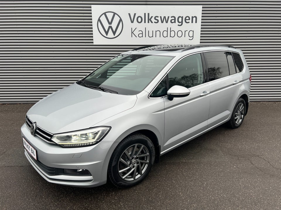 VW Touran 1,6 TDi 115 Comfortline Connect DSG 7prs 5d