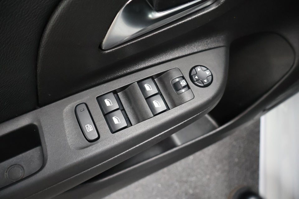 Opel Corsa 1,2 Sport 5d