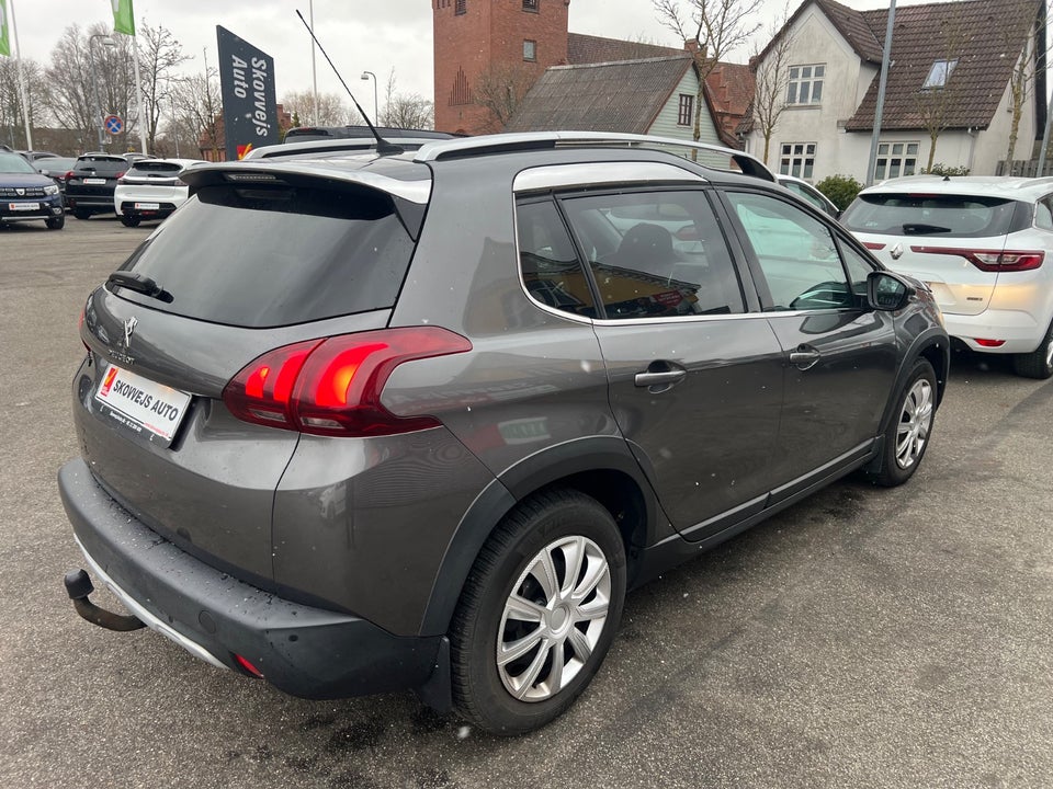 Peugeot 2008 1,6 BlueHDi 100 Allure Sky 5d