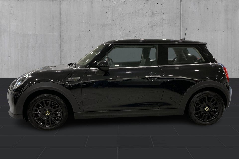 MINI Cooper SE Classic Trim 3d