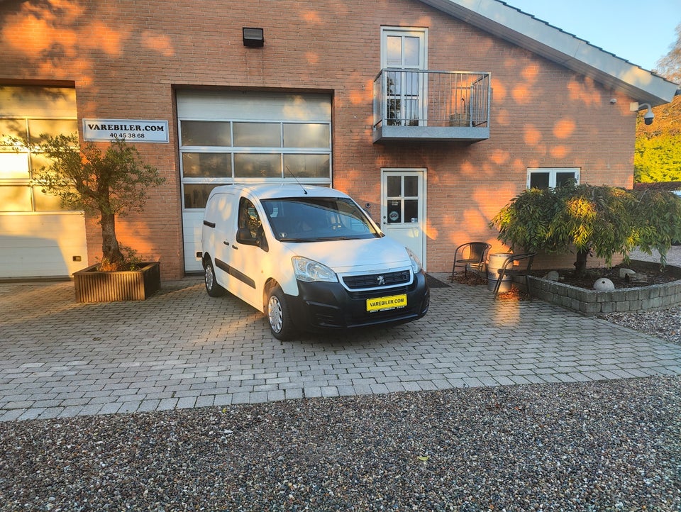 Peugeot Partner 1,6 BlueHDi 75 L1 Flex Van 5d