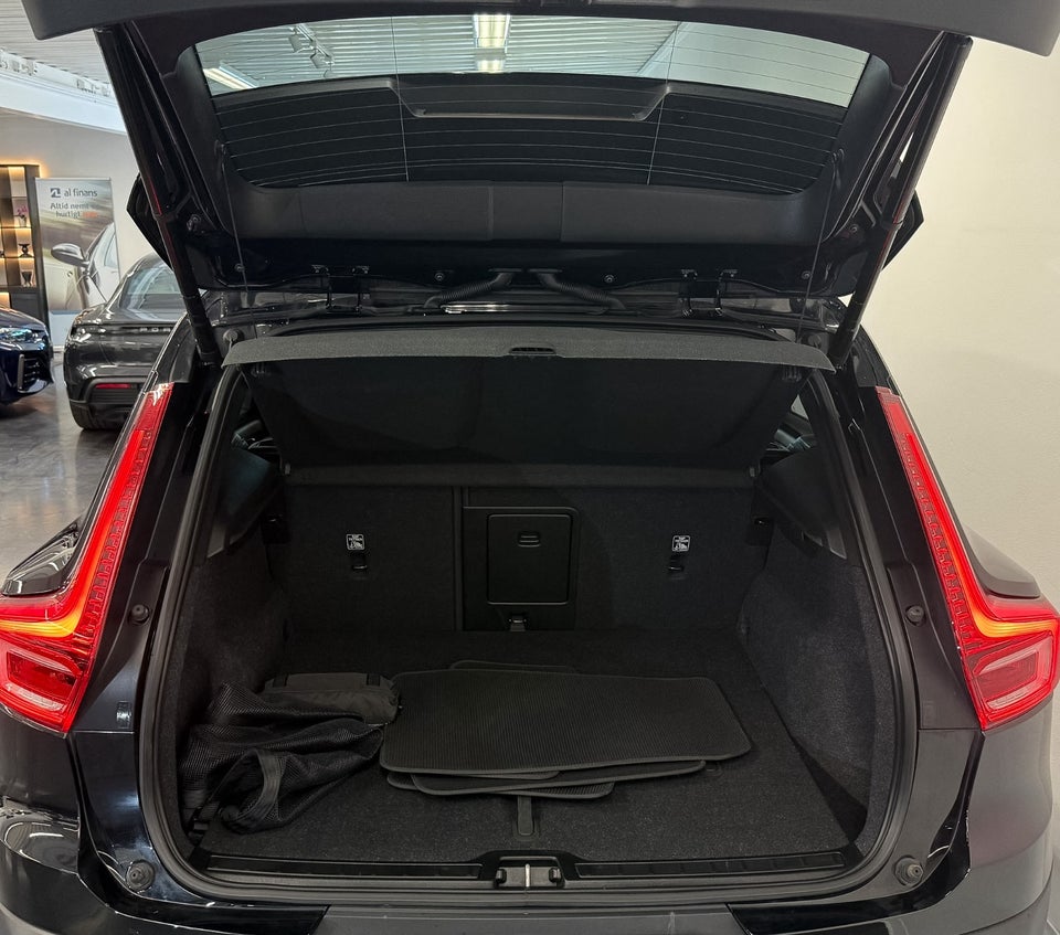 Volvo XC40 P6 ReCharge Ultimate 5d
