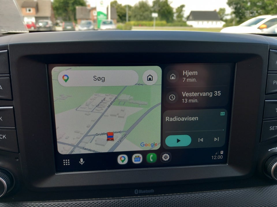 Hyundai Kona 64 EV Essential 5d