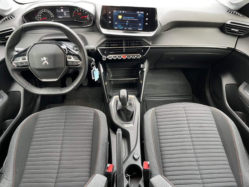 Peugeot 208 1,2 PureTech 75 Black Limited 5d