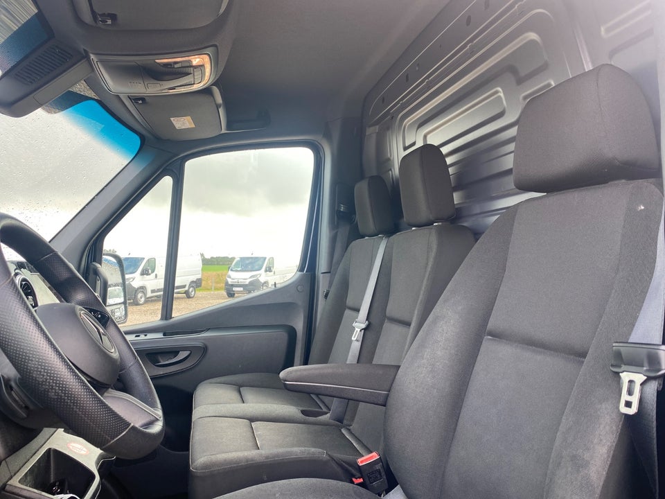 Mercedes Sprinter 317 2,0 CDi A2 Kassevogn PRO aut. RWD