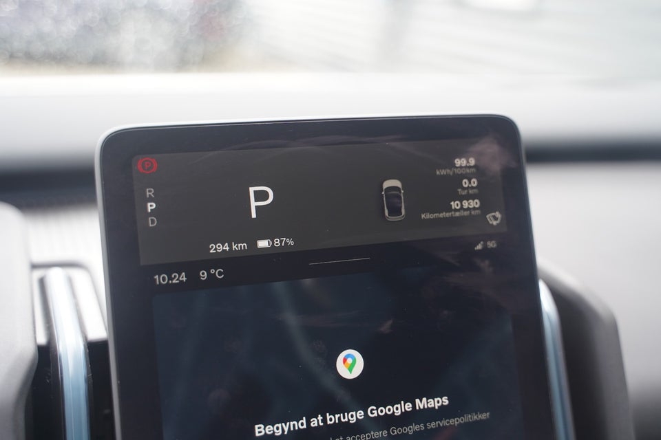 Volvo EX30 Twin Performance Plus 5d