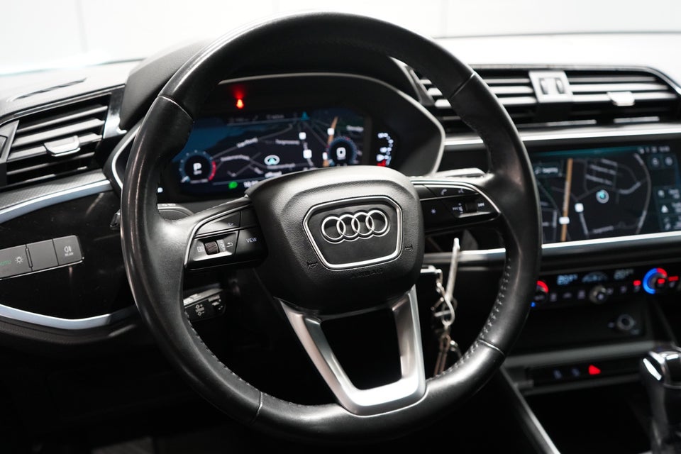 Audi Q3 35 TFSi Prestige S-tr. 5d
