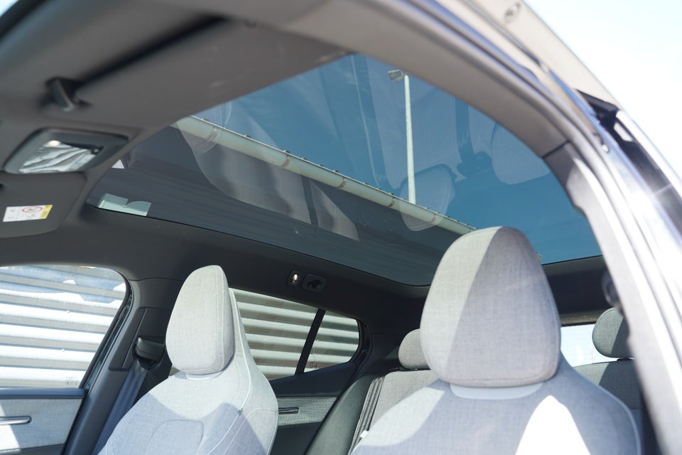 Volvo EX30 Extended Range Ultra 5d
