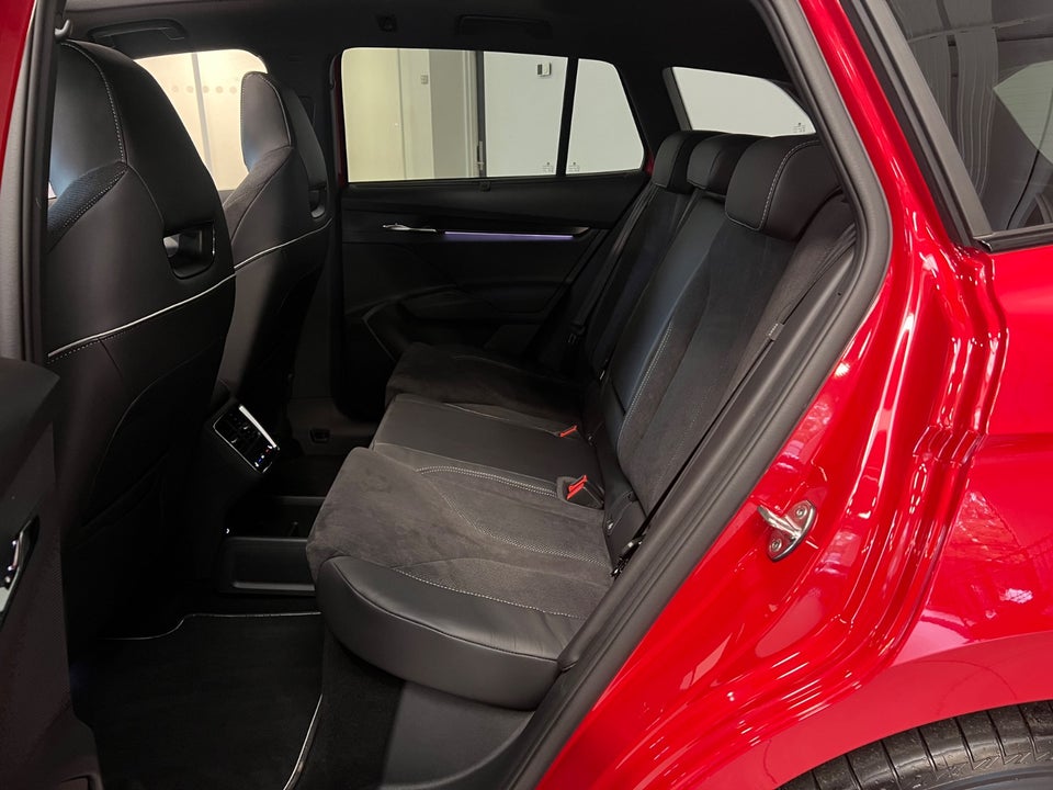 Skoda Enyaq 85x iV Sportline Maxx 5d