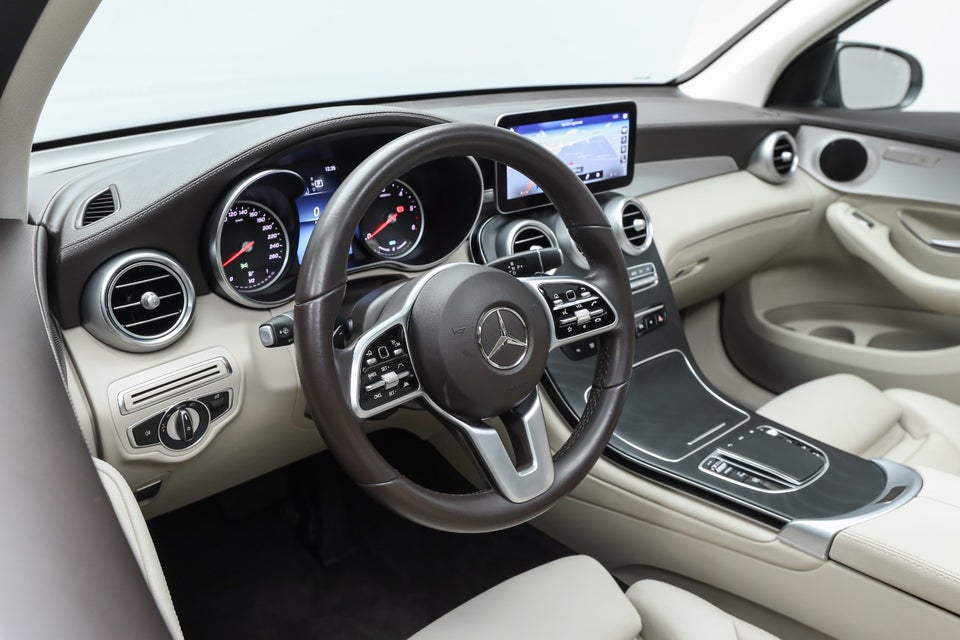 Mercedes GLC300 de 2,0 Advantage aut. 4Matic 5d