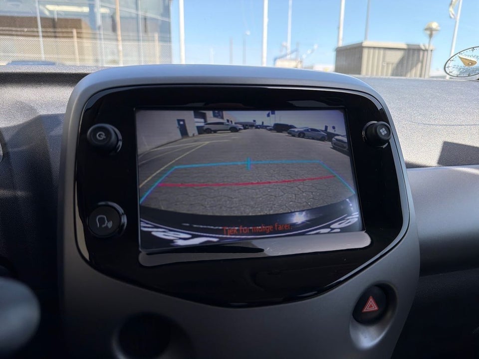 Toyota Aygo 1,0 VVT-i x-sky 5d