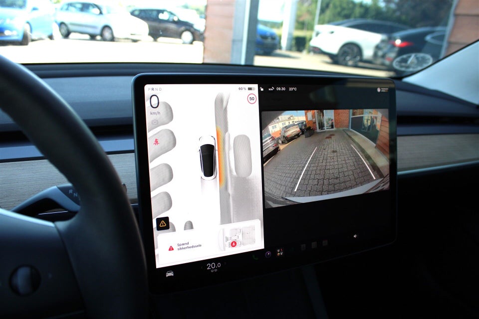 Tesla Model 3 Long Range AWD 4d