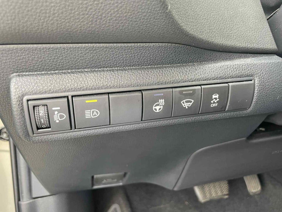 Toyota Corolla 1,8 Hybrid H3 Smart MDS 5d