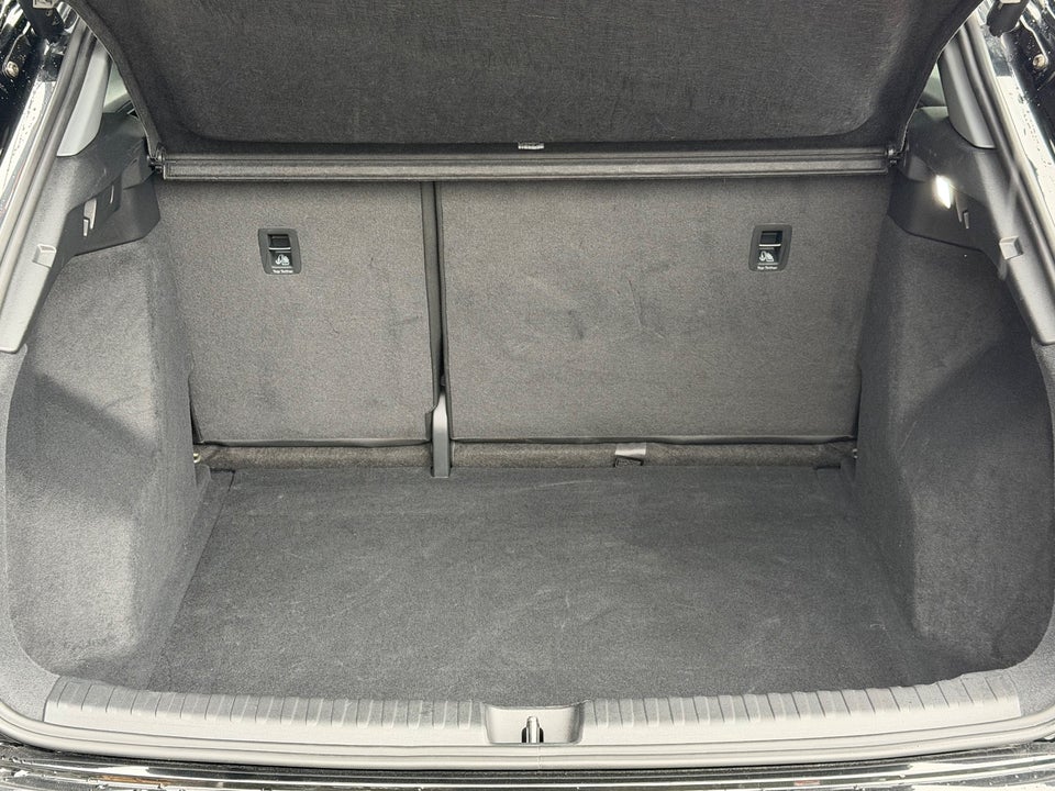 Audi Q4 e-tron 40 Advanced 5d