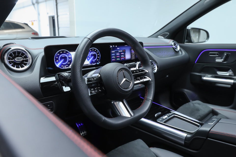 Mercedes EQA250+ AMG Premium 5d