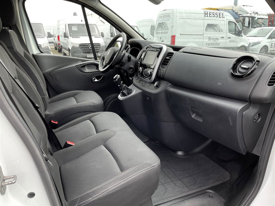 Renault Trafic T29 2,0 dCi 120 L1H1