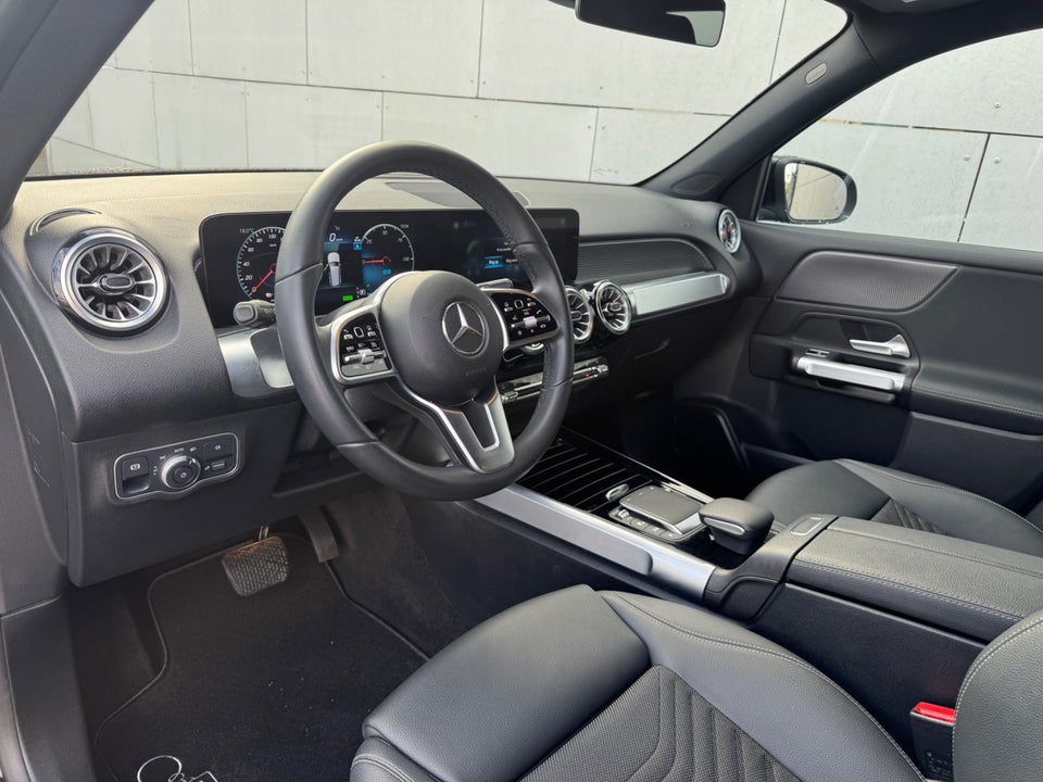 Mercedes EQB250+ 5d