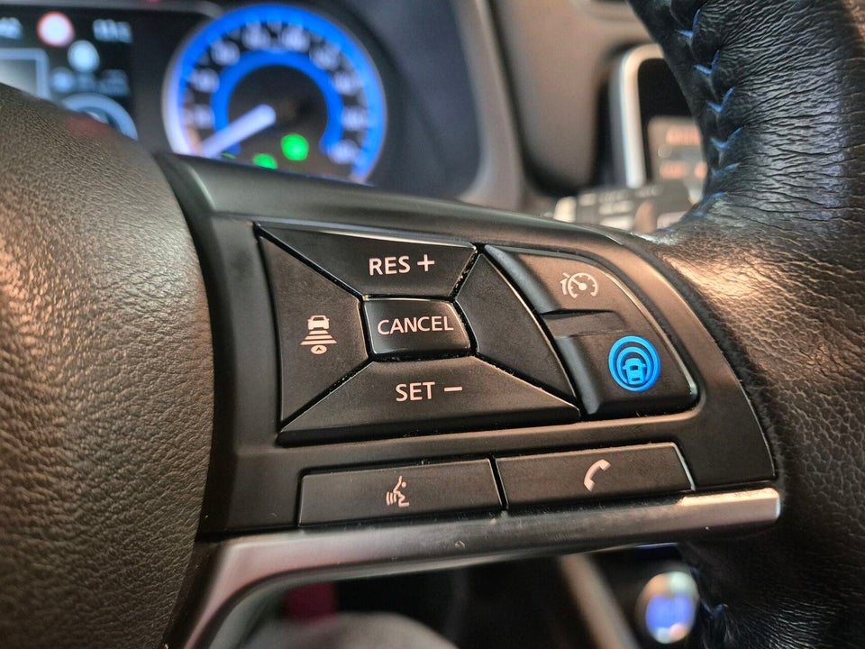 Nissan Leaf 62 e+ Acenta 5d