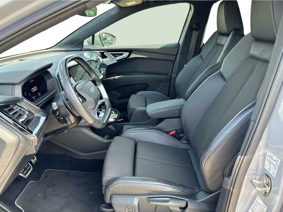 Audi Q4 e-tron 40 S-line 5d
