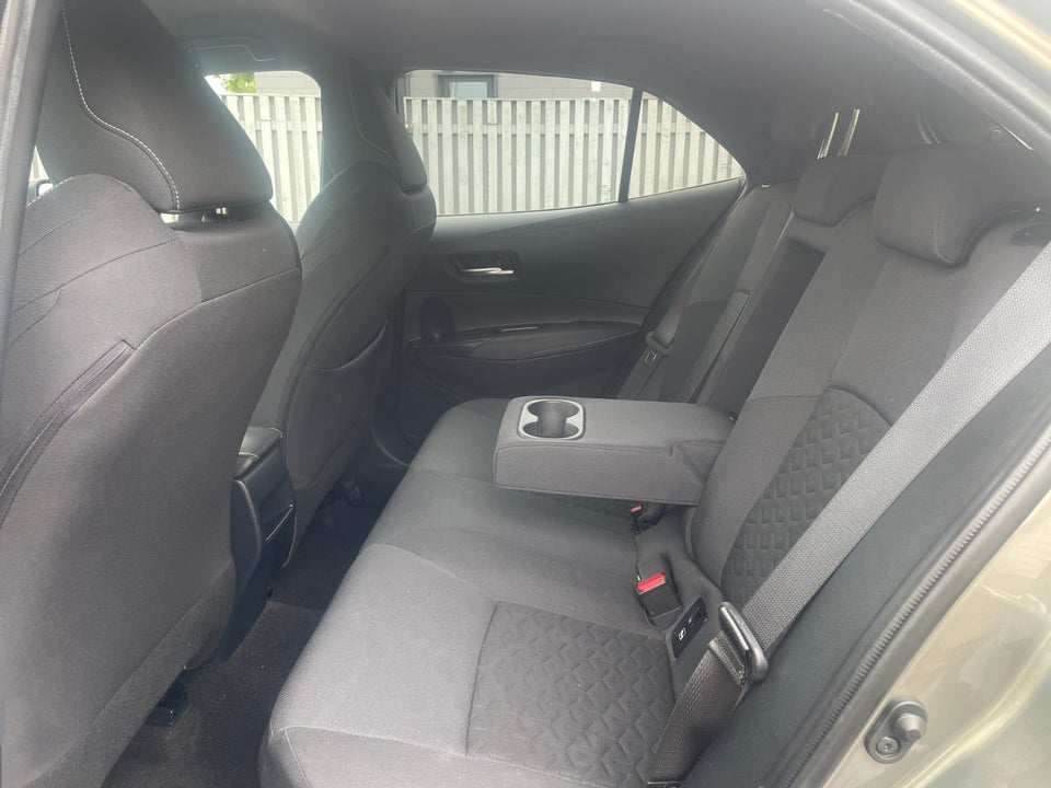 Toyota Corolla 1,8 Hybrid H3 Smart MDS 5d