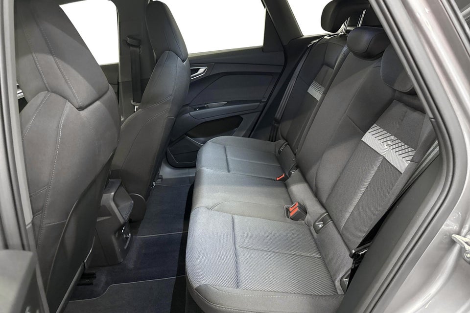 Audi Q4 e-tron 45 Progress 5d