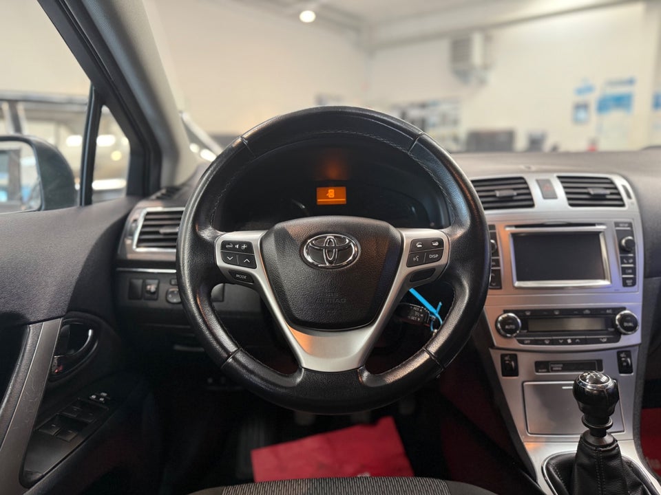 Toyota Avensis 1,6 VVT-i T1 4d