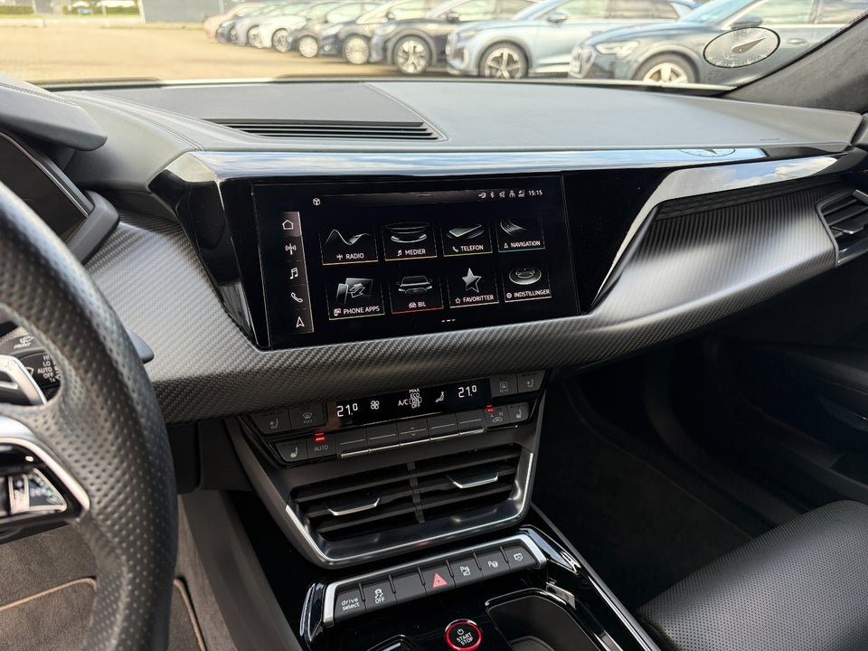 Audi RS e-tron GT quattro 4d