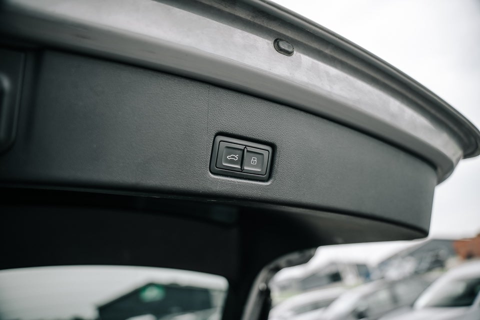 Audi Q4 e-tron 40 S-line Sportback 5d