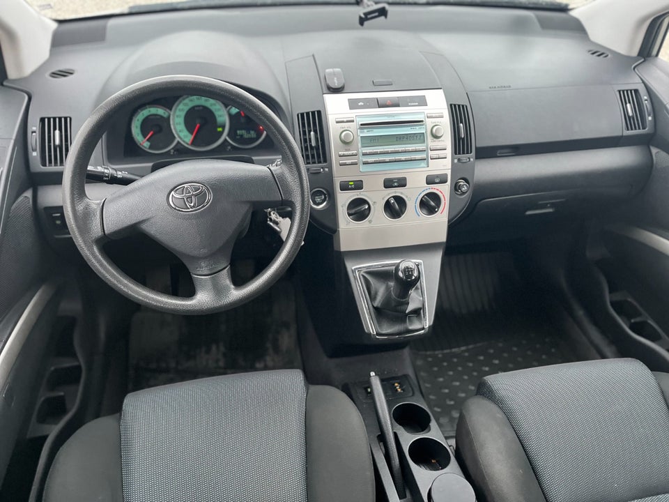 Toyota Verso 1,6 Basic 5d