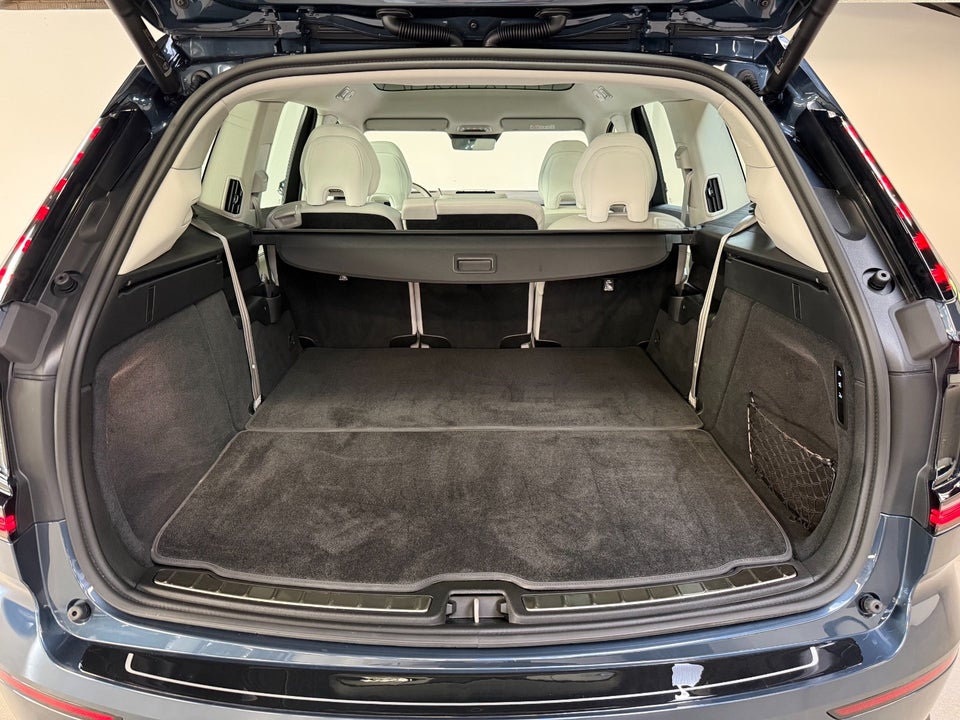 Volvo EX90 Plus 7prs 5d