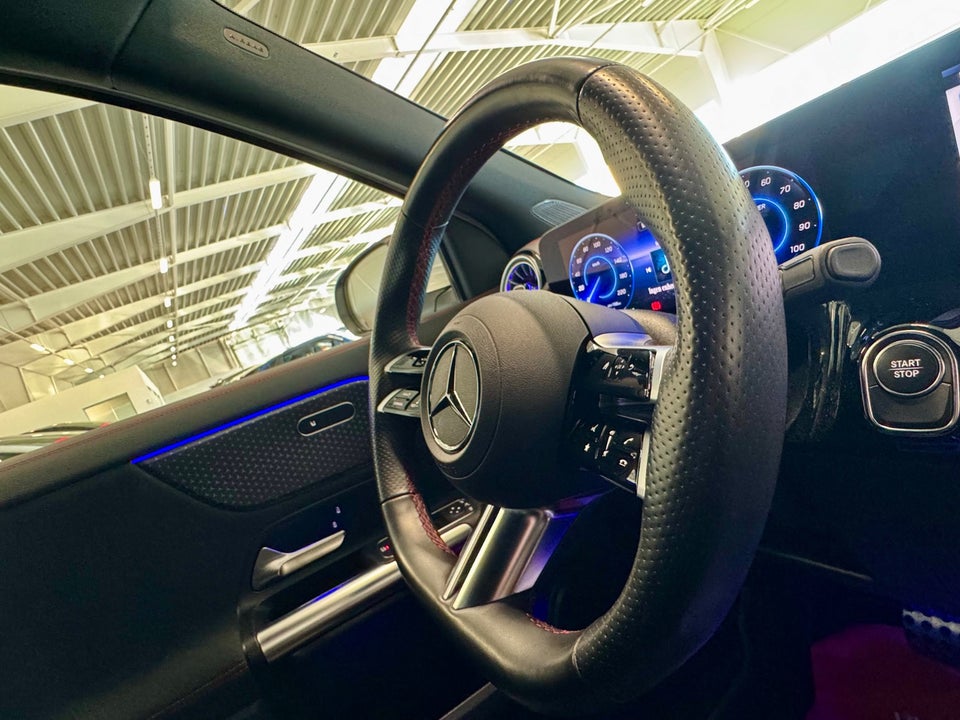 Mercedes EQA300 AMG Line 4Matic 5d