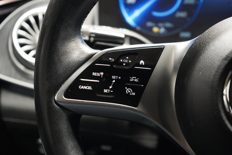 Mercedes EQE350 Avantgarde 4d