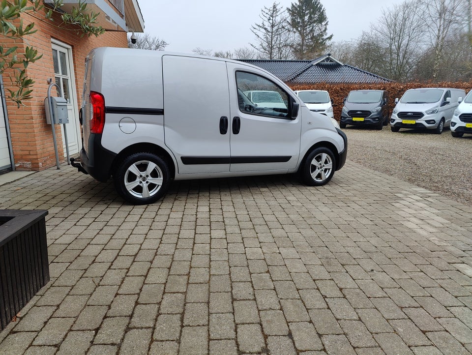 Fiat Fiorino 1,3 MJT 80 Professional Van 5d