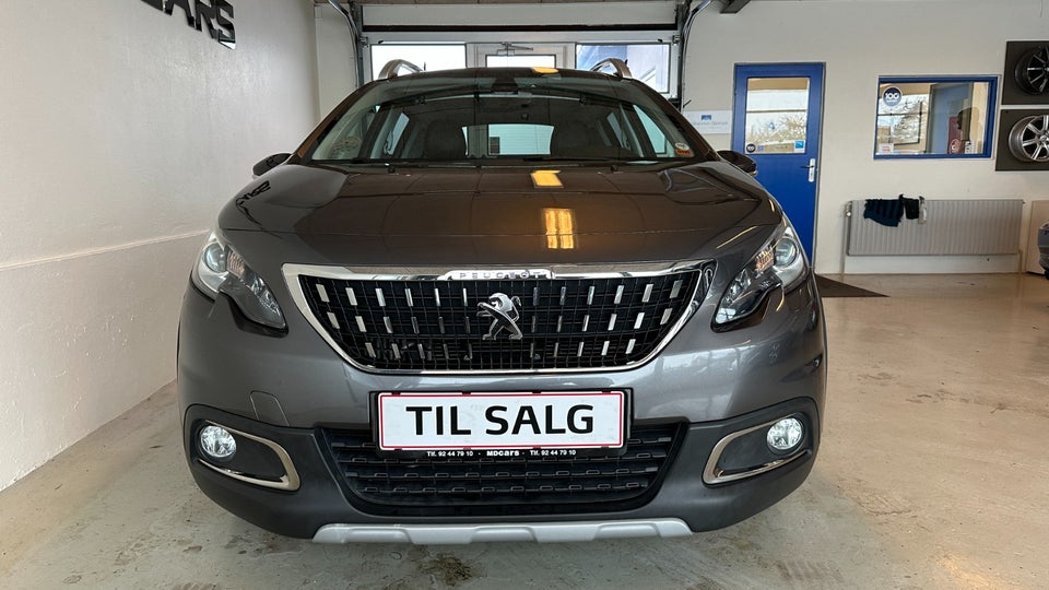 Peugeot 2008 1,2 e-THP 110 Selection Sky 5d