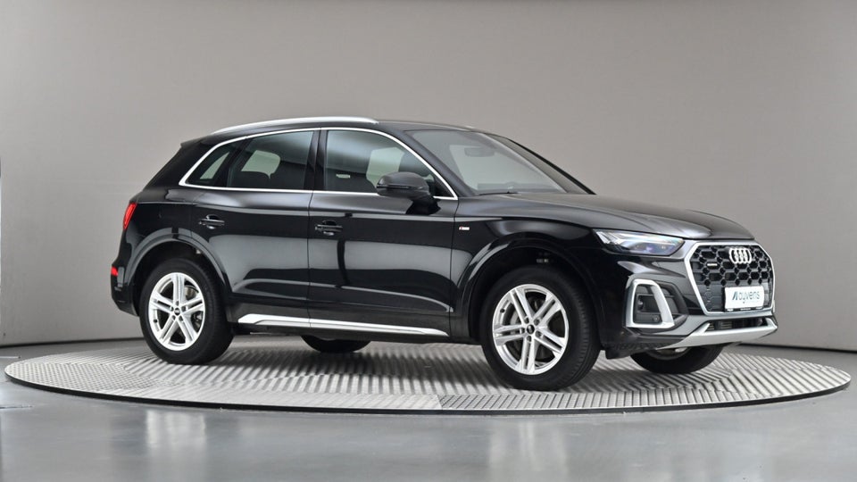 Audi Q5 55 TFSi e S-line quattro S-tr. 5d