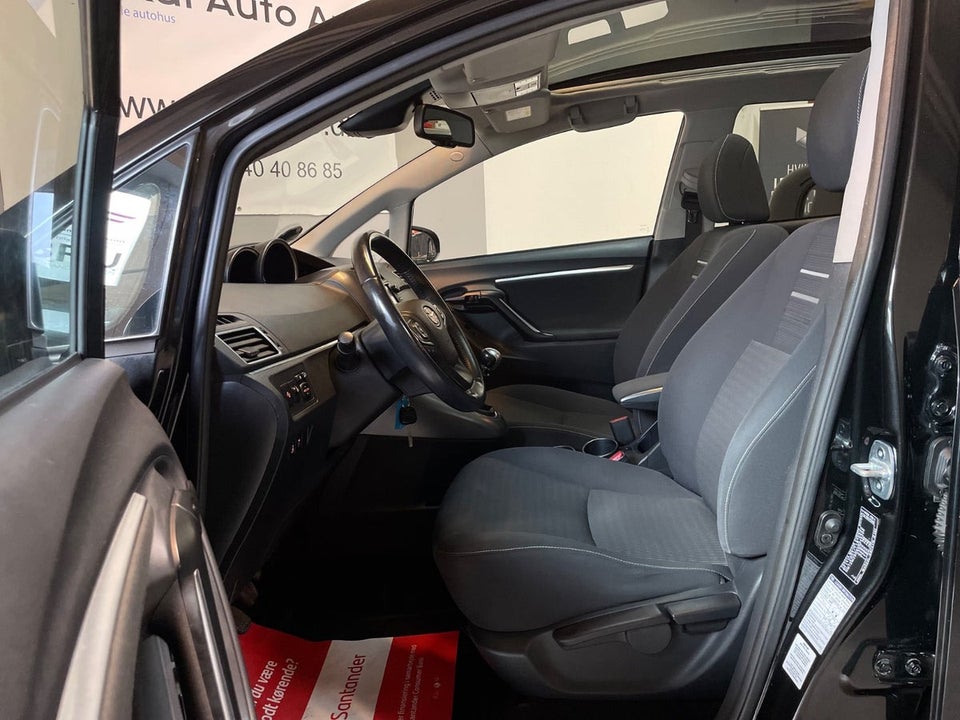 Toyota Verso 1,6 D-4D T2 Premium Skyview 5d
